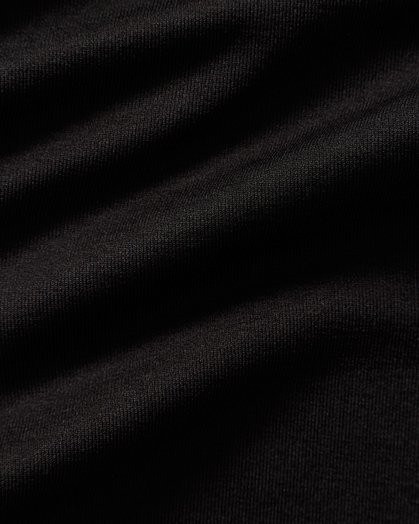 Motion Seamless Open Back Short Sleeve Crop Top | Black