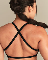 Define 2.0 Seamless Cross Back Bra | Black