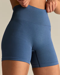 Motion Seamless Shorts | Blueberry