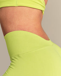 Define 2.0 Seamless Low Back Shorts | Lime Punch