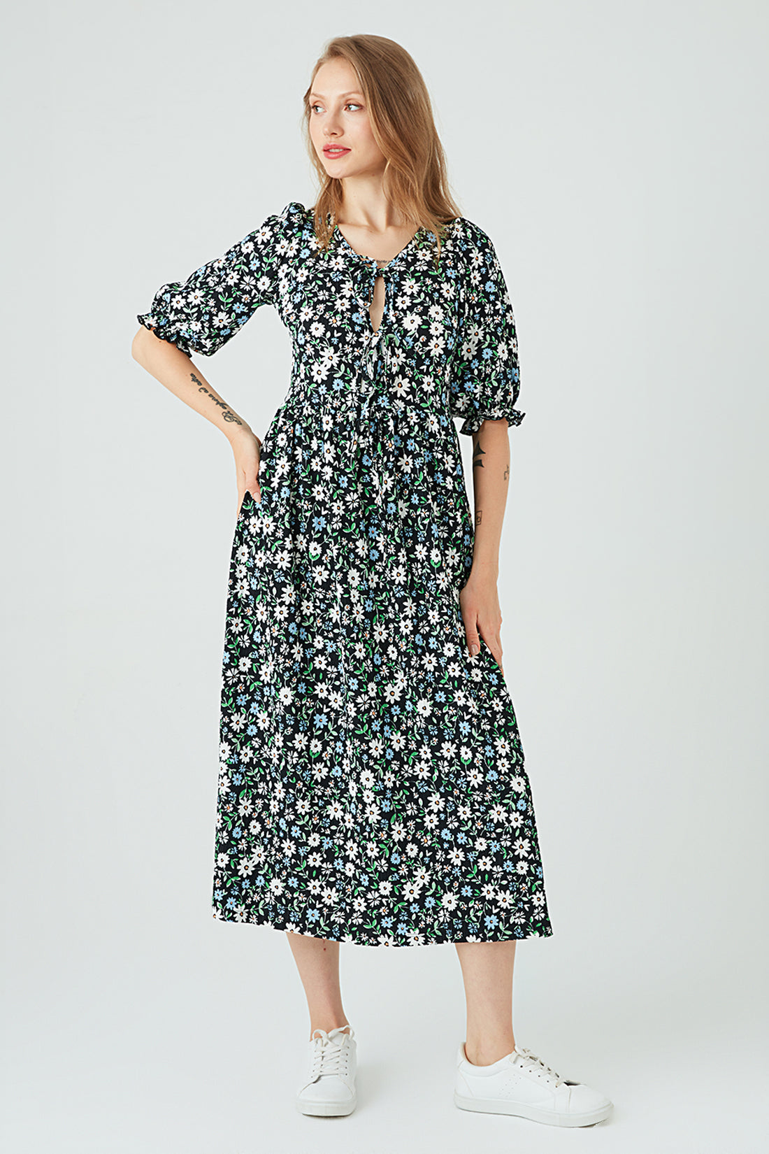 Multi FLORAL TIE FRONT MAXI DRESS