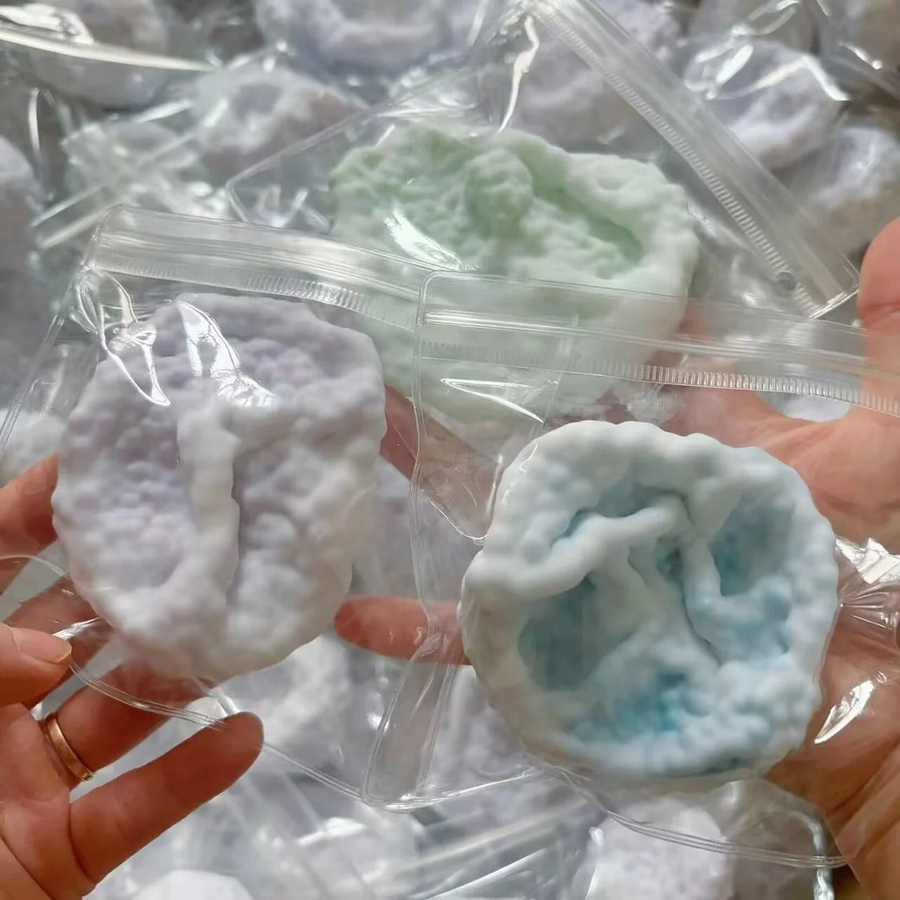 Mystery Fidget Toys Blind Bags Cat Paw Antistress Foot Taba Squishy Jelly Toy Squeeze Toy Sticky Simulated Food Mochi Toy 2026